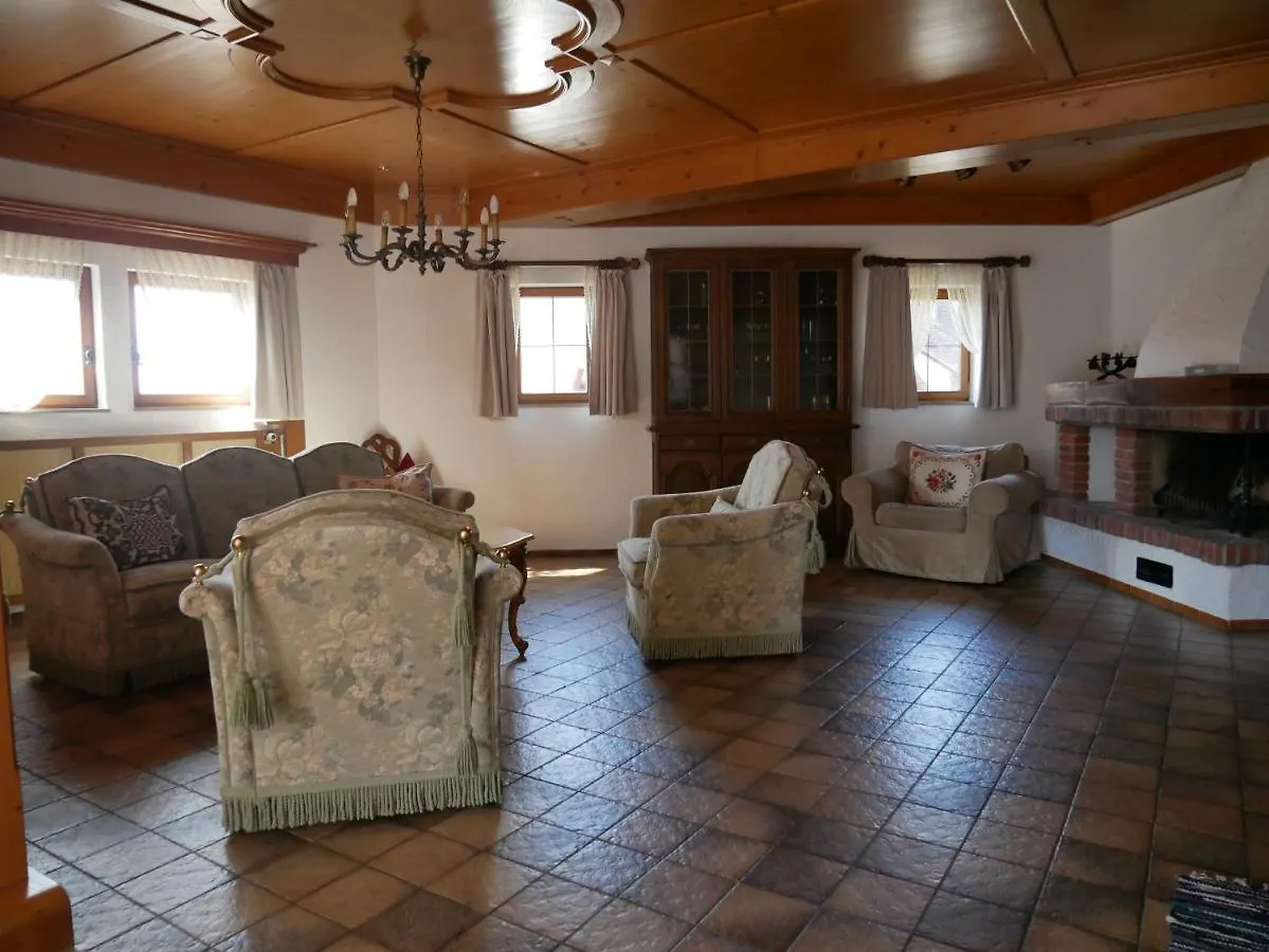 ****  Hotel Burggartenpalais Ротенбург-на-Таубере Германия